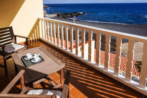 Sky & Sea, The House by the Beach